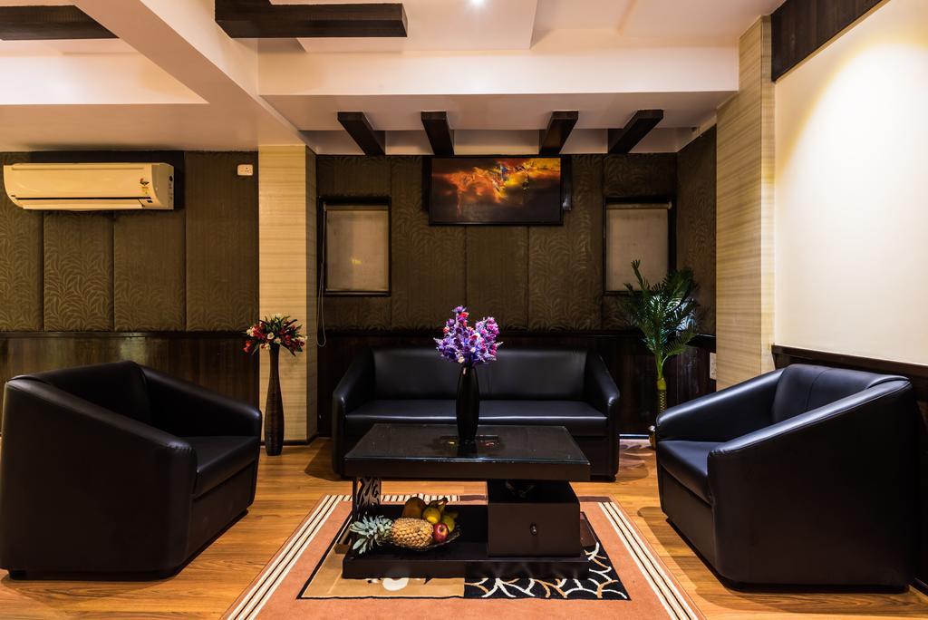 Hotel Peace Park Panvel Eksteriør billede