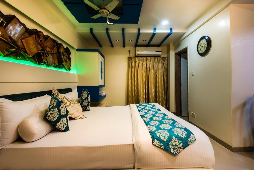 Hotel Peace Park Panvel Eksteriør billede