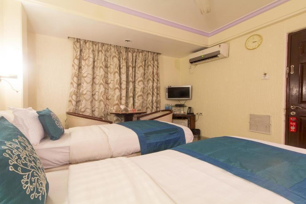 Hotel Peace Park Panvel Eksteriør billede